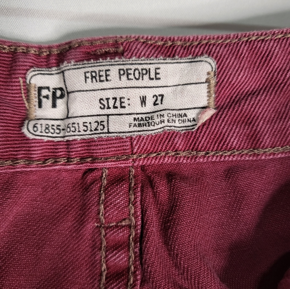 Free People Distressed Crop Straight Leg Denim Jeans Berry Purple Size 27 - Picture 4 of 14